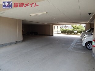 伊勢若松駅 徒歩3分 3階の物件外観写真